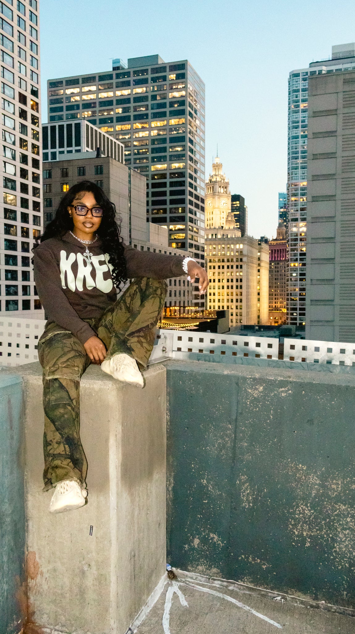 KRE8 OVERSIZED UNISEX HOODIE CHOCOLATE