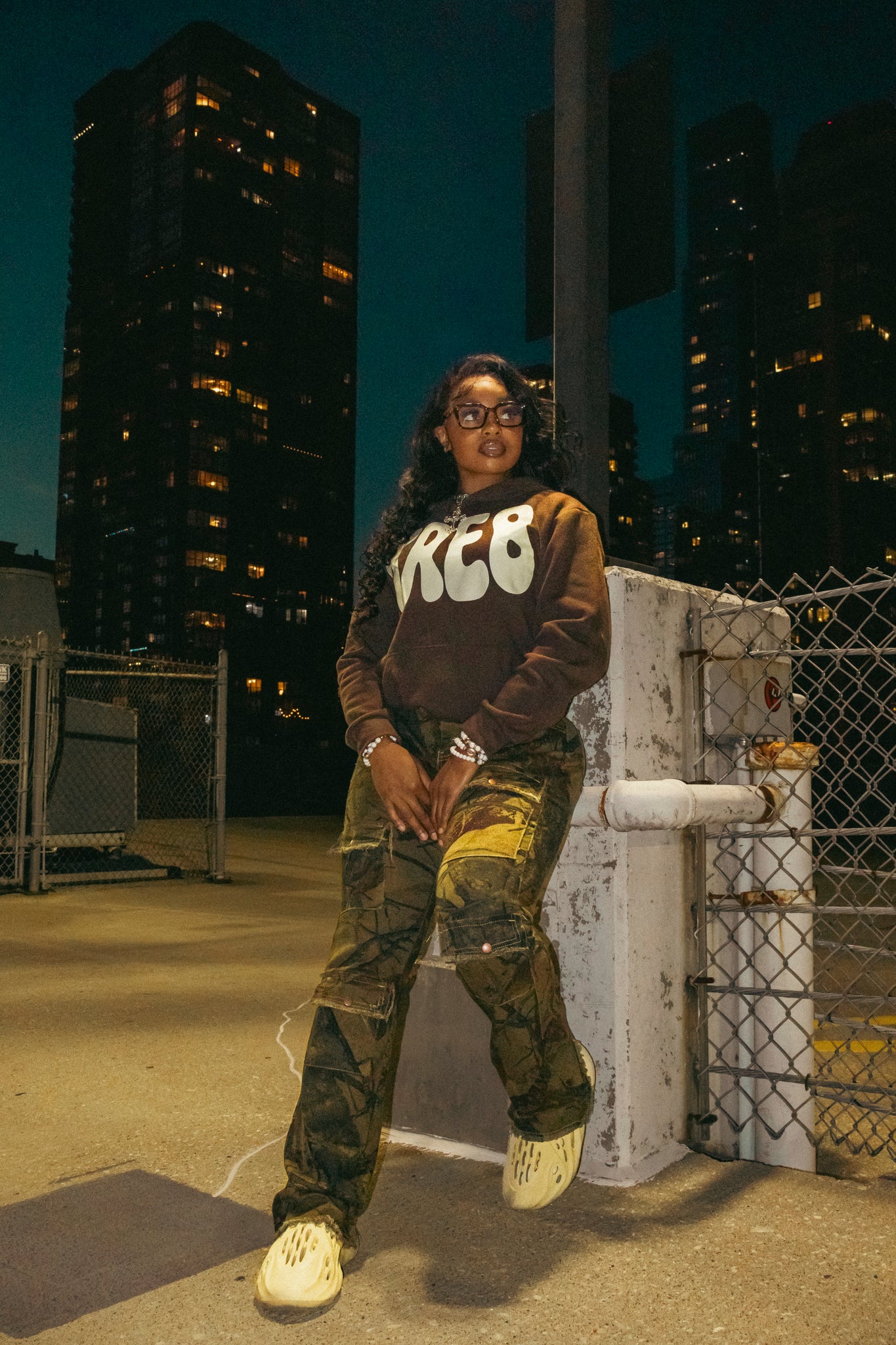 KRE8 OVERSIZED UNISEX HOODIE CHOCOLATE